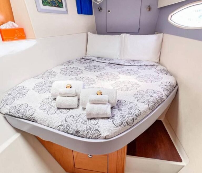 Bow cabin with V-berth bed aboard Fontaine Pajot Salinas 48 catamaran Guna Yala Panama