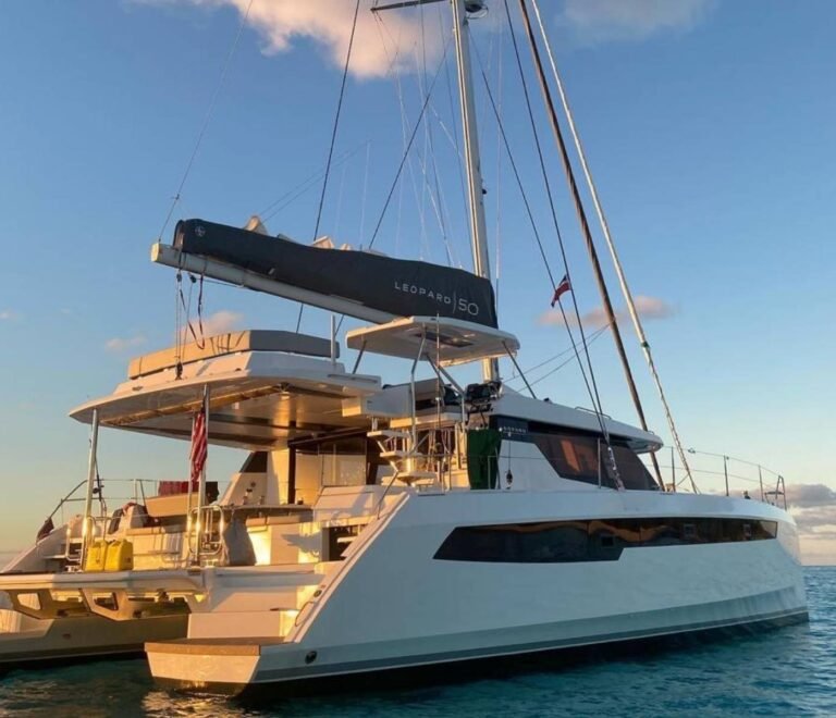 Leopard 50 VOX catamaran exterior view in San Blas Panama luxury charter