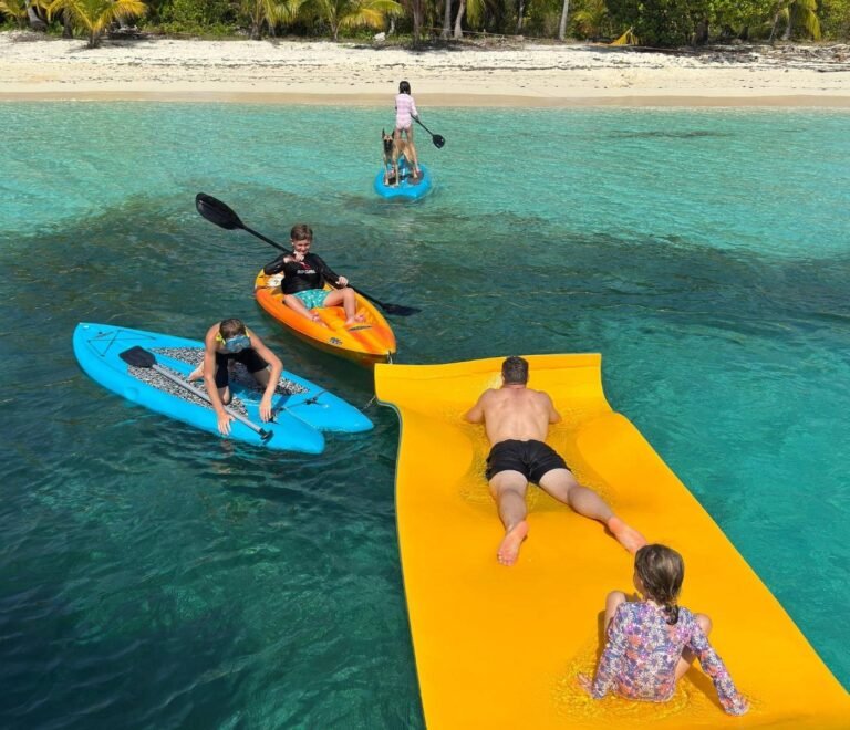 juegos acuaticos San Blas Panama paddle kayak catamaran actividades Caribe