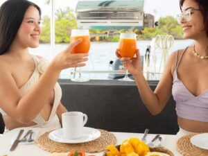 Guests enjoying breakfast onboard Lagoon 40 catamaran in San Blas