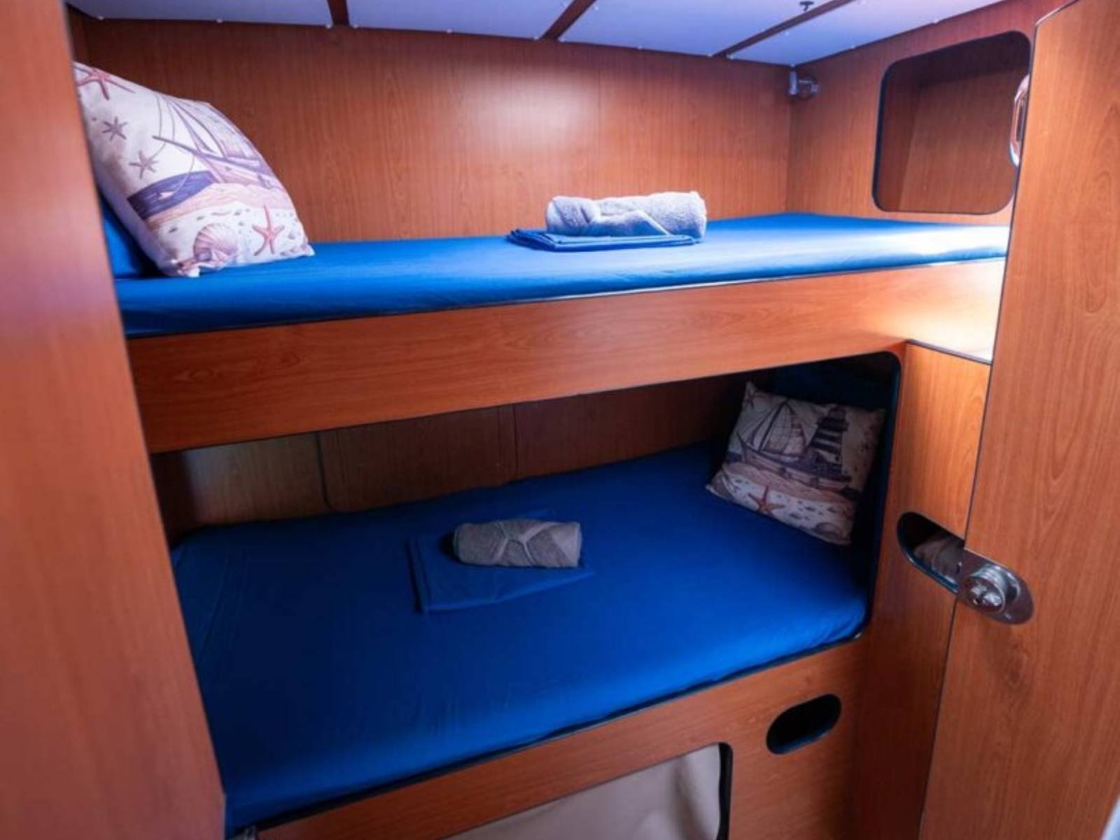 Bunk bed cabin onboard Lagoon 57 catamaran in San Blas