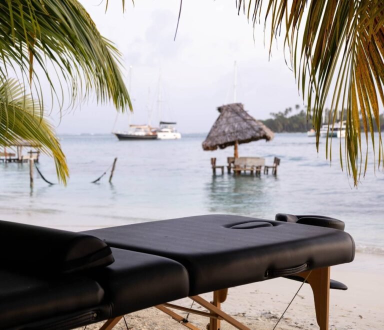 Massage area with catamaran view in Dutch Cays San Blas