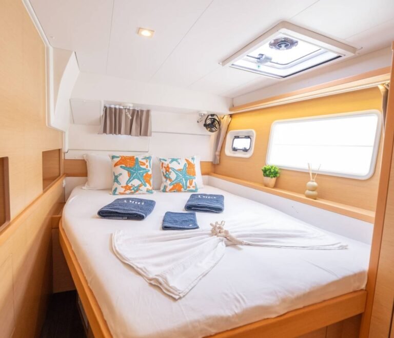 Queen cabin inside Lagoon 40 catamaran in San Blas with modern comfort