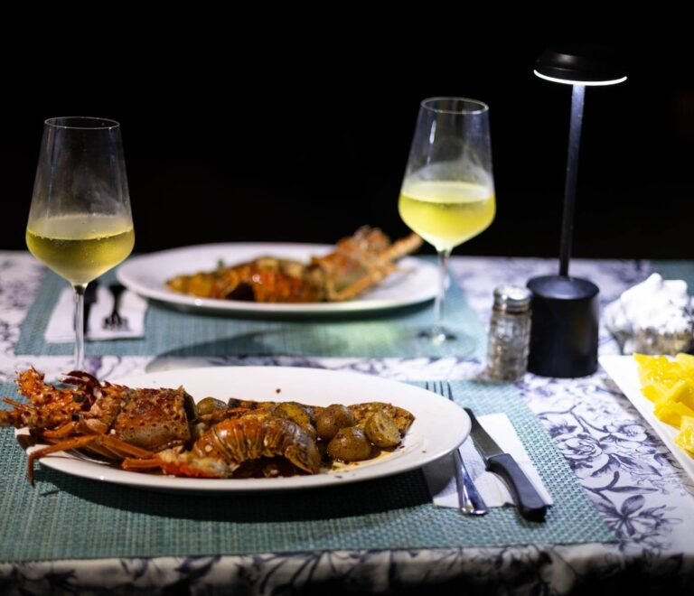 Fresh lobster dinner with traditional Guna gastronomy in Dutch Cays San Blas