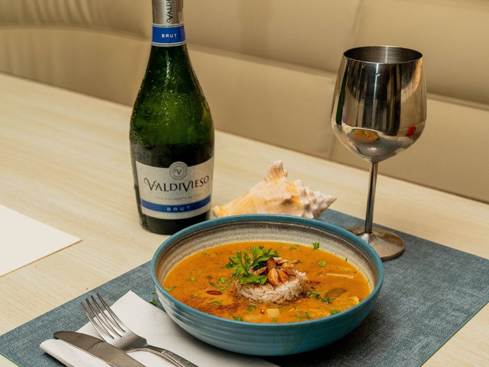 Healthy gourmet meal served during catamaran retreat in San Blas