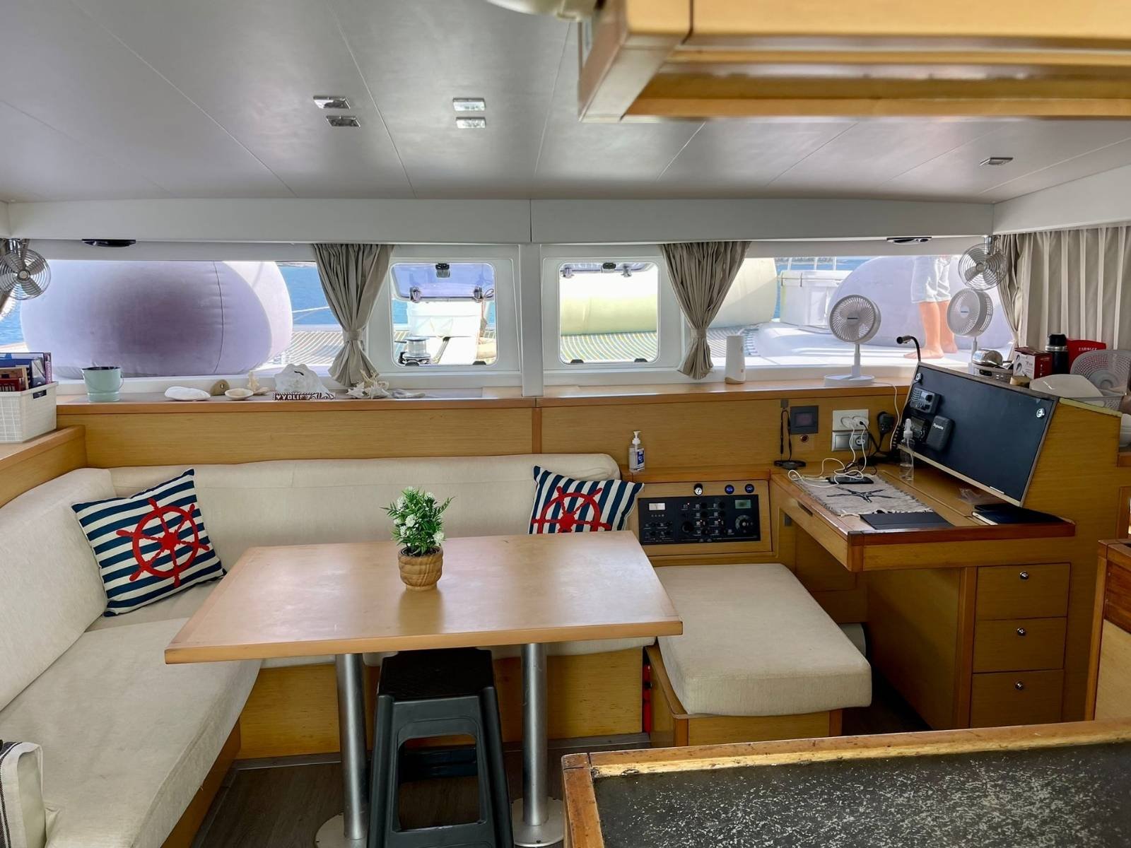 Interior dining salon inside Lagoon 40 DO catamaran in San Blas